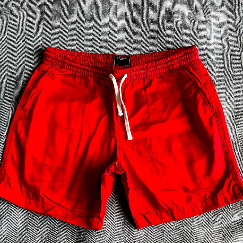 Todd Snyder Sarin Weekender short. Like new only work once. Size Medium.